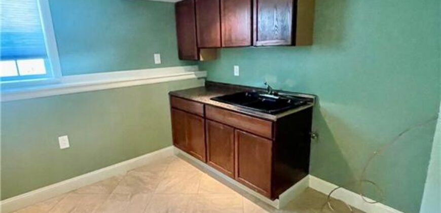 3801 NE 72nd Terrace, Gladstone, MO 64119