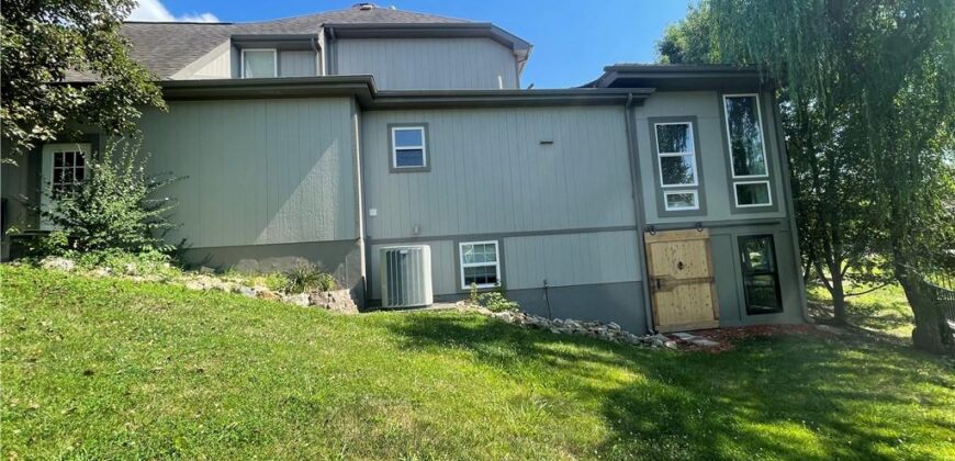 3801 NE 72nd Terrace, Gladstone, MO 64119