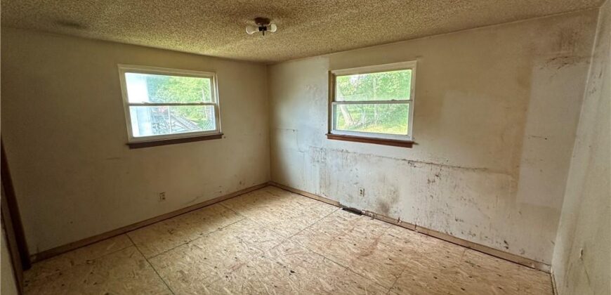 6303 N Broadway Street, Kansas City, MO 64118