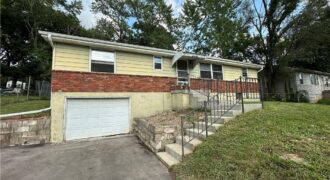 6303 N Broadway Street, Kansas City, MO 64118