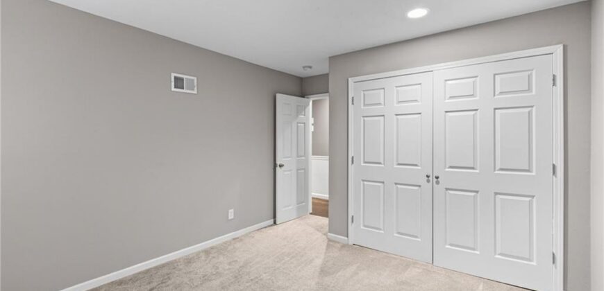 7400 N Granby Avenue, Kansas City, MO 64151