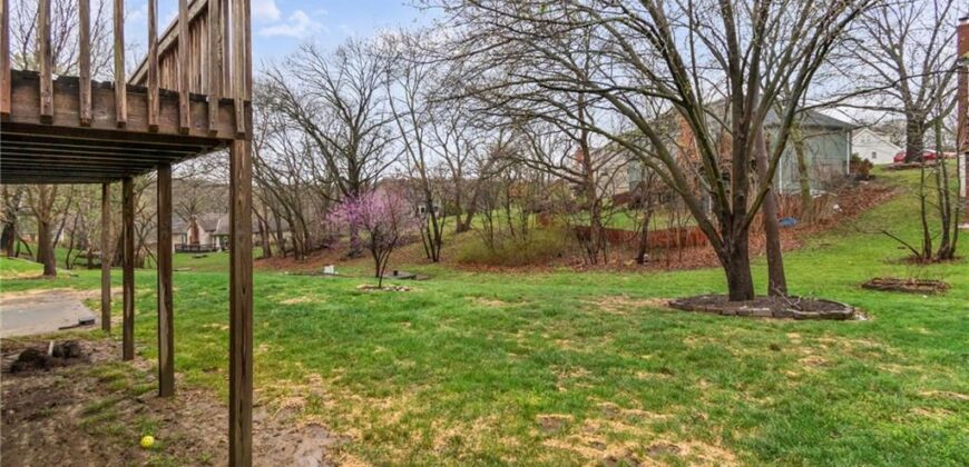7400 N Granby Avenue, Kansas City, MO 64151