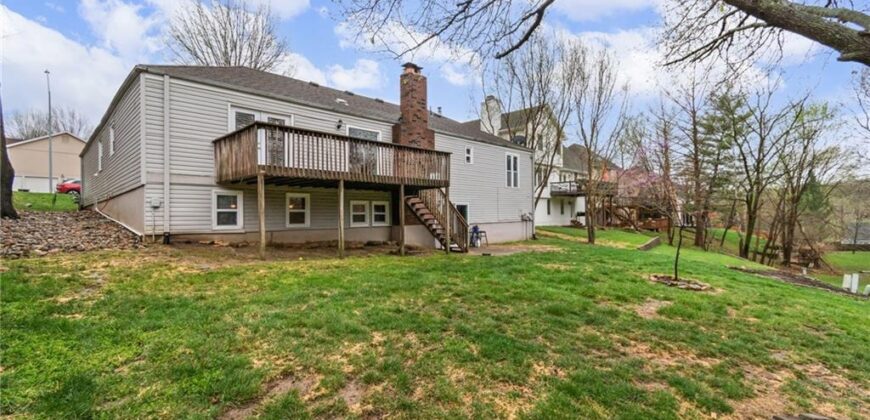 7400 N Granby Avenue, Kansas City, MO 64151