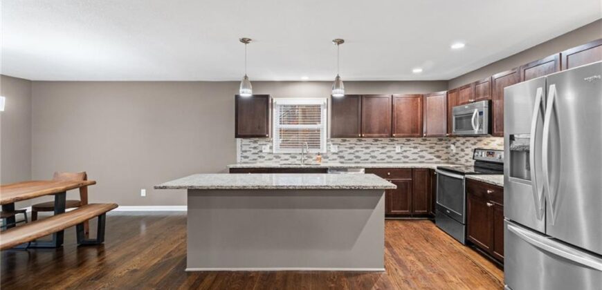7400 N Granby Avenue, Kansas City, MO 64151