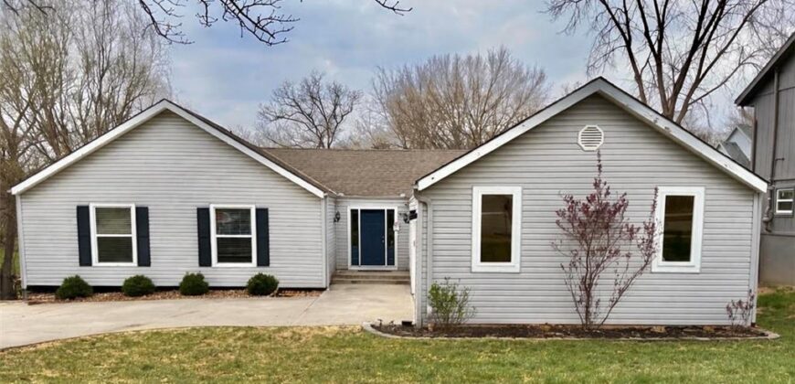 7400 N Granby Avenue, Kansas City, MO 64151