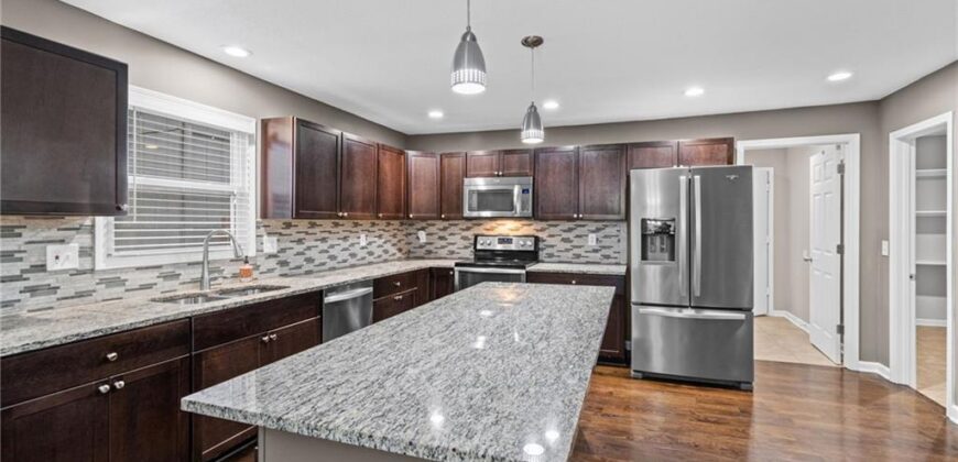 7400 N Granby Avenue, Kansas City, MO 64151
