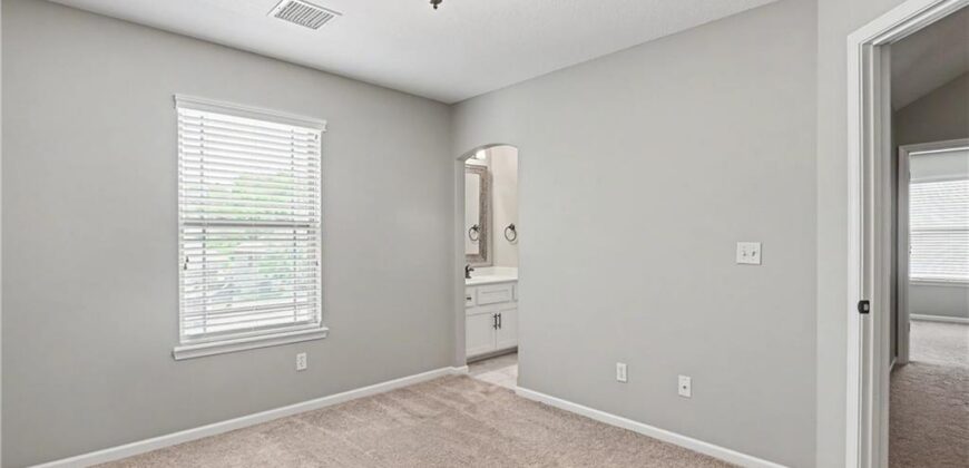 14155 NW 68th Street, Parkville, MO 64152