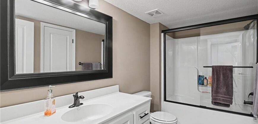 14155 NW 68th Street, Parkville, MO 64152