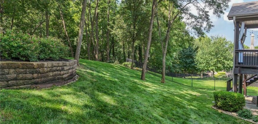 14155 NW 68th Street, Parkville, MO 64152