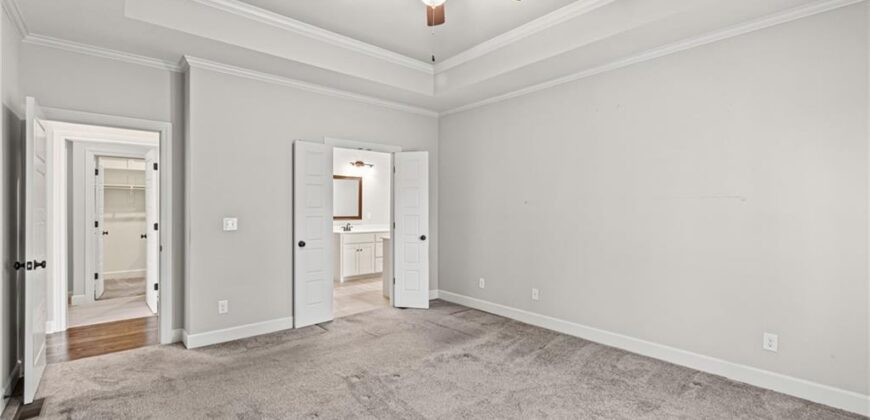 1605 NW 59th Street, Kansas City, MO 64118
