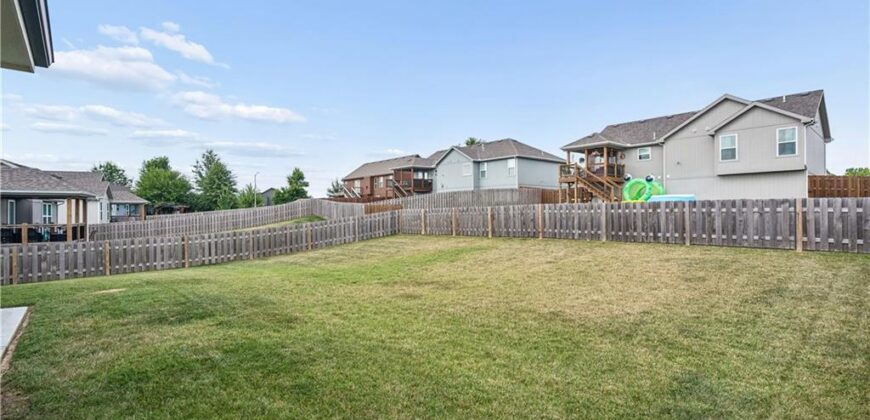 11848 N Kentucky Avenue, Kansas City, MO 64157