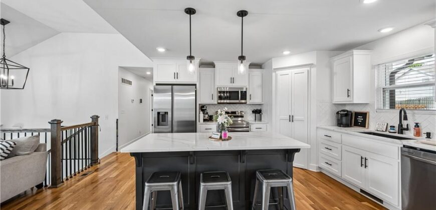 11848 N Kentucky Avenue, Kansas City, MO 64157