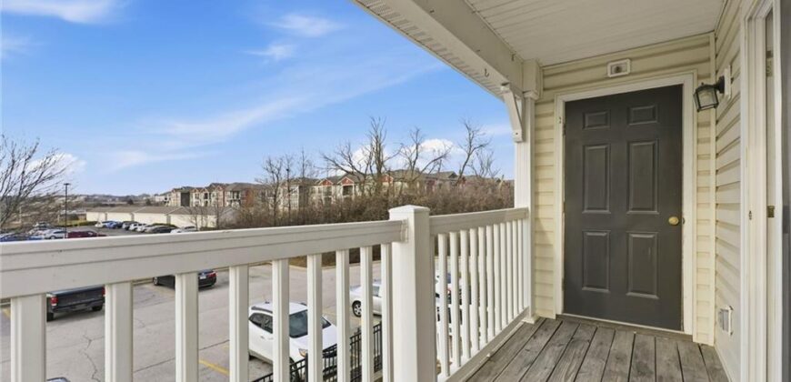 8030 N Drury Avenue, Kansas City, MO 64119