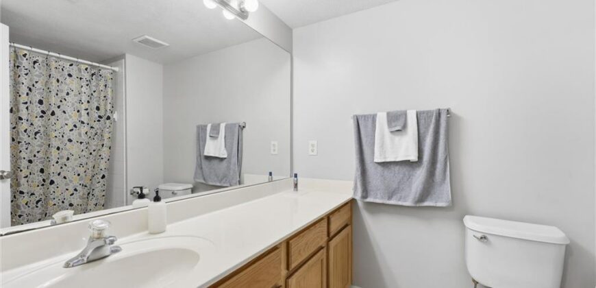 8030 N Drury Avenue, Kansas City, MO 64119