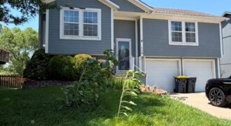 110 NW 114TH Terrace, Kansas City, MO 64155