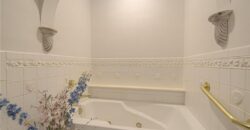 7600 N Park Avenue, Gladstone, MO 64118