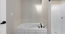 8009 NE 112th Street, Kansas City, MO 64157