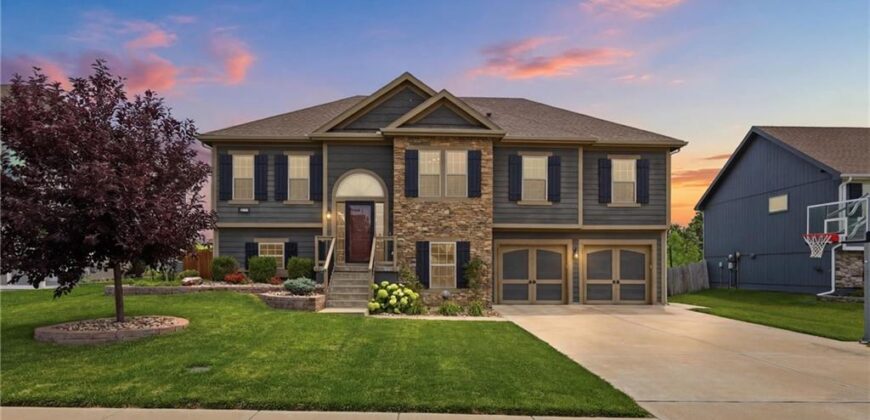 10019 N Lister Avenue, Kansas City, MO 64156