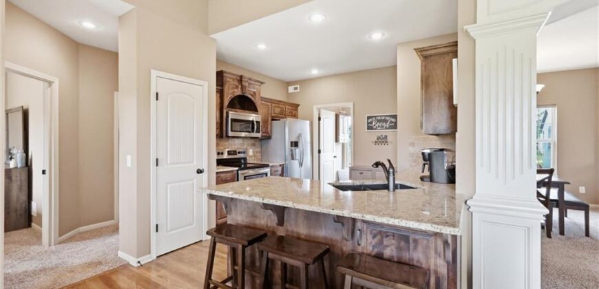 10019 N Lister Avenue, Kansas City, MO 64156