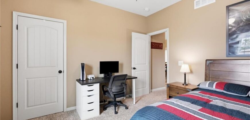 10019 N Lister Avenue, Kansas City, MO 64156