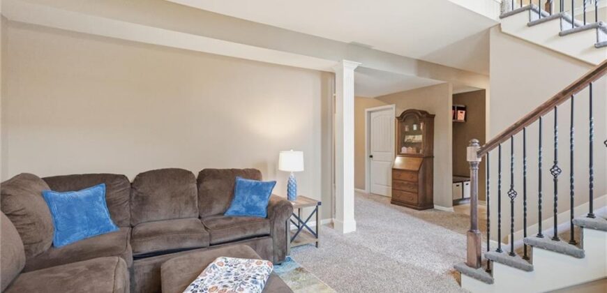 10019 N Lister Avenue, Kansas City, MO 64156