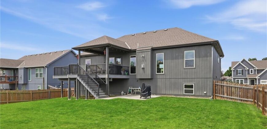 10019 N Lister Avenue, Kansas City, MO 64156