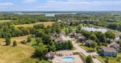 2004 NE 196th Place, Smithville, MO 64089