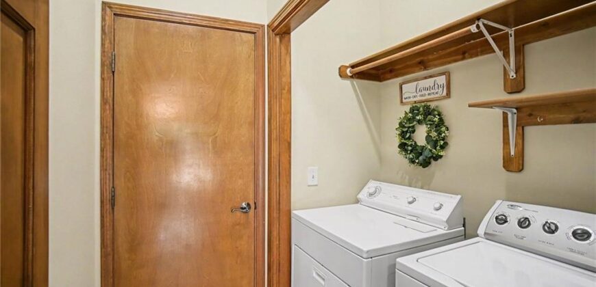 2004 NE 196th Place, Smithville, MO 64089