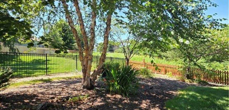 2004 NE 196th Place, Smithville, MO 64089