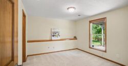 2004 NE 196th Place, Smithville, MO 64089