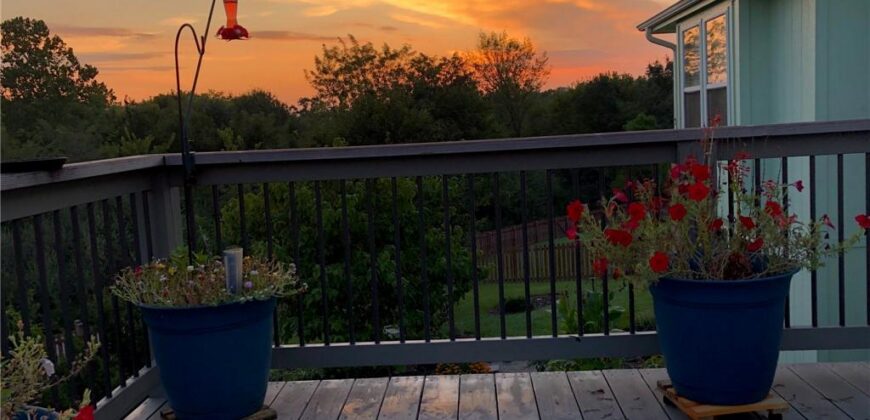 2004 NE 196th Place, Smithville, MO 64089