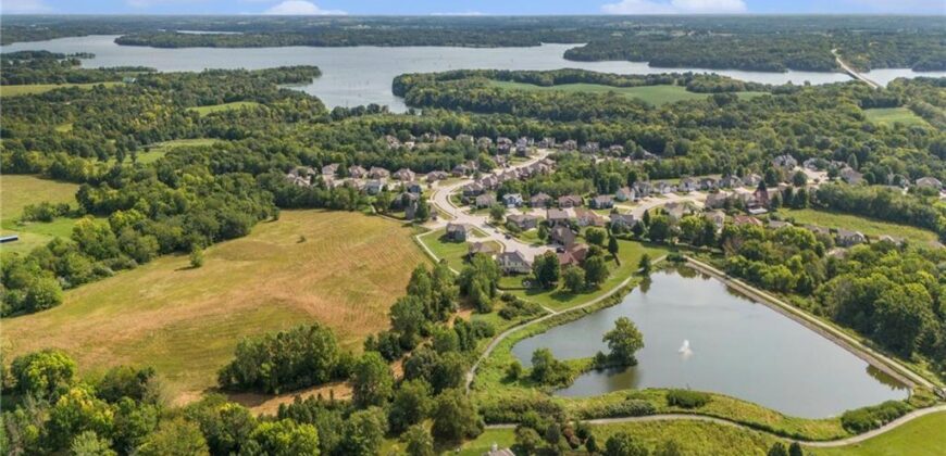 2004 NE 196th Place, Smithville, MO 64089