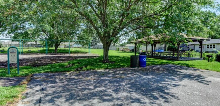 2400 NW 86th Terrace, Kansas City, MO 64154