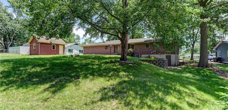 2400 NW 86th Terrace, Kansas City, MO 64154