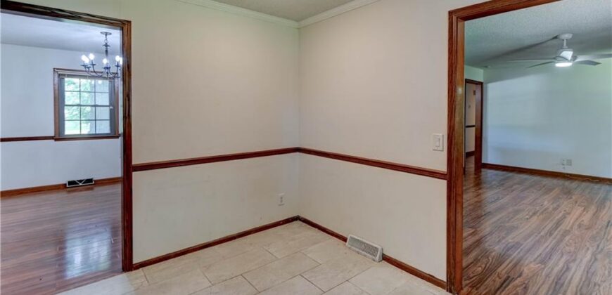 2400 NW 86th Terrace, Kansas City, MO 64154