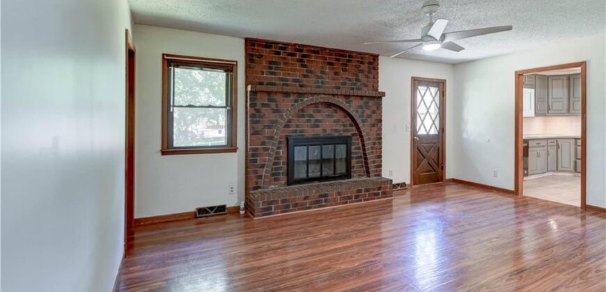 2400 NW 86th Terrace, Kansas City, MO 64154