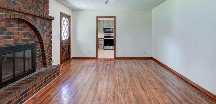 2400 NW 86th Terrace, Kansas City, MO 64154