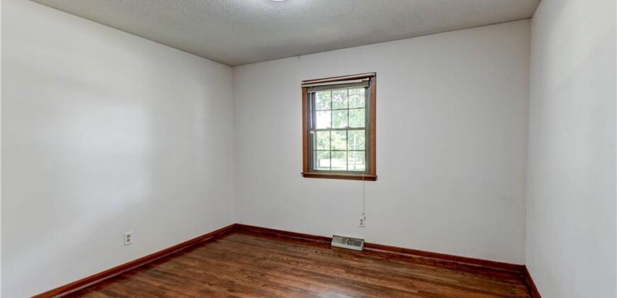 2400 NW 86th Terrace, Kansas City, MO 64154