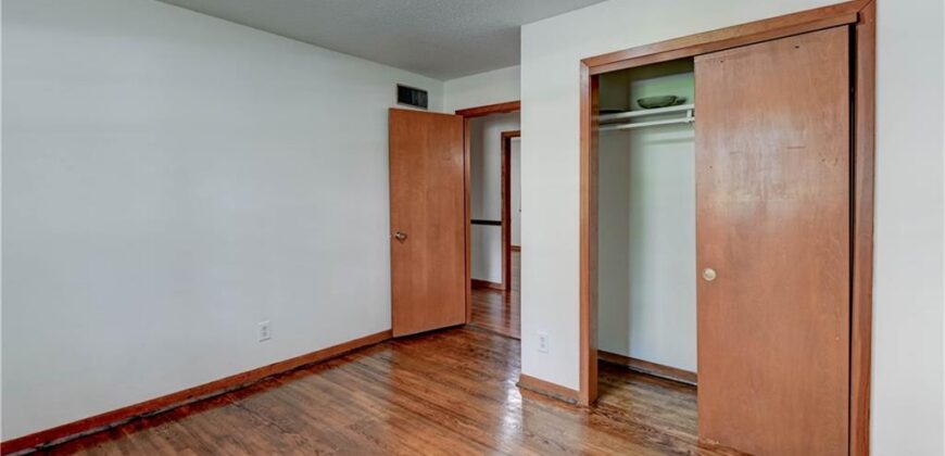 2400 NW 86th Terrace, Kansas City, MO 64154