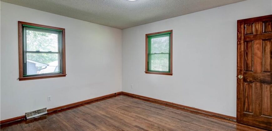 2400 NW 86th Terrace, Kansas City, MO 64154