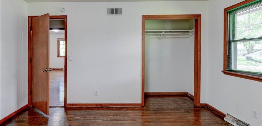 2400 NW 86th Terrace, Kansas City, MO 64154