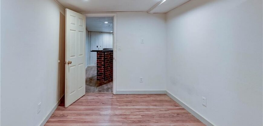2400 NW 86th Terrace, Kansas City, MO 64154