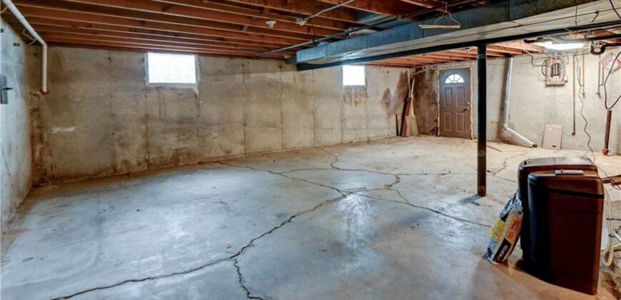2400 NW 86th Terrace, Kansas City, MO 64154