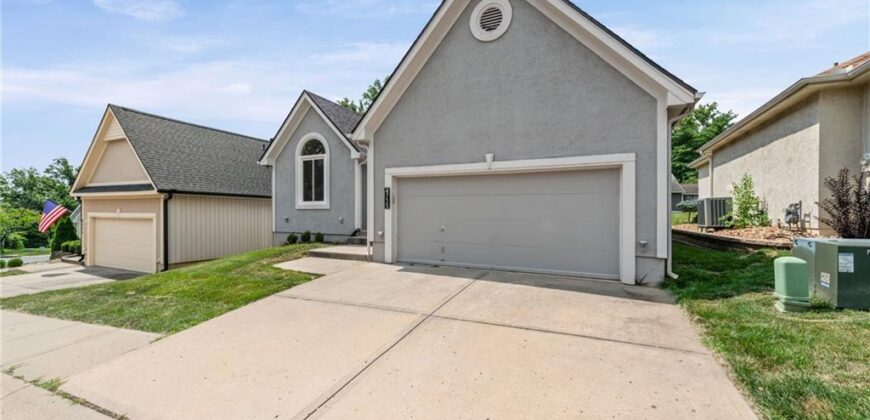 4715 NW 59th Court, Kansas City, MO 64151