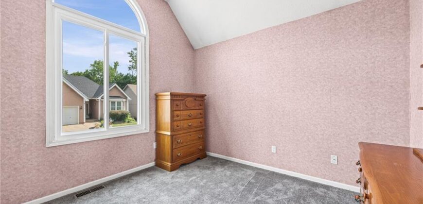 4715 NW 59th Court, Kansas City, MO 64151