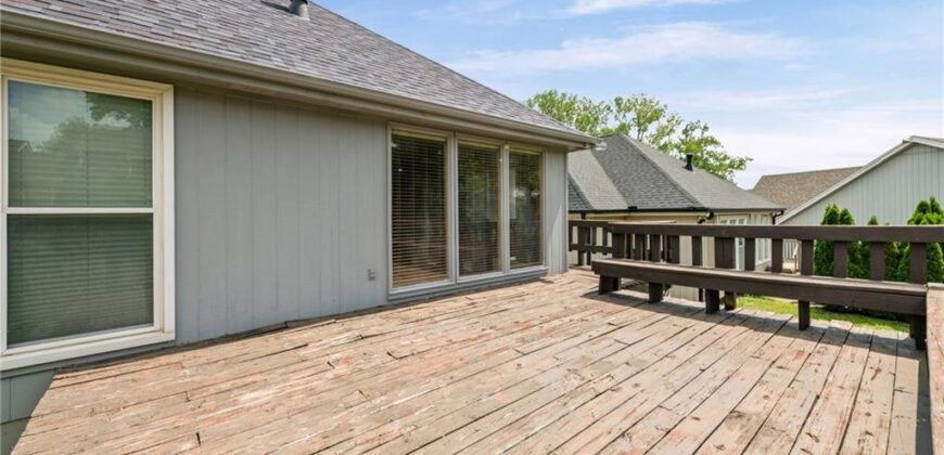 4715 NW 59th Court, Kansas City, MO 64151