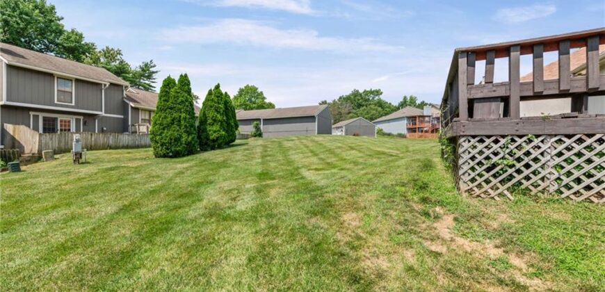 4715 NW 59th Court, Kansas City, MO 64151