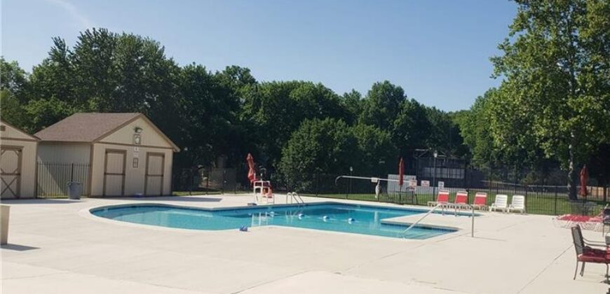 4715 NW 59th Court, Kansas City, MO 64151