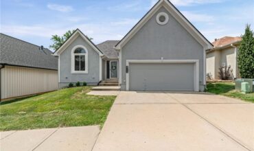 4715 NW 59th Court, Kansas City, MO 64151