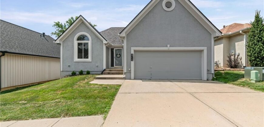 4715 NW 59th Court, Kansas City, MO 64151